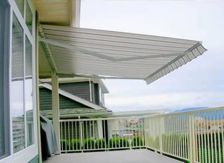 Quy trình lắp đặt mái hiên di động của Phương Trang