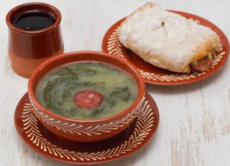 Khám phá 8 món ngon đặc sản ai cũng nên thử khi du lịch Bồ Đào Nha Khám phá 8 món ngon đặc sản ai cũng nên thử khi du lịch Bồ Đào Nha